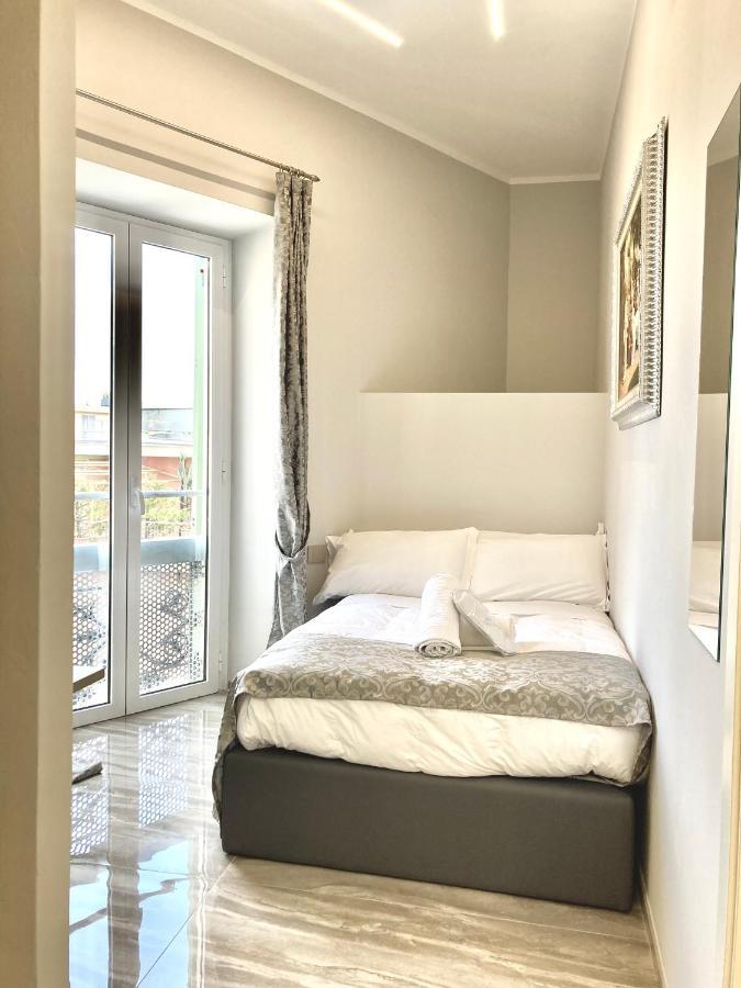 Correnti Boutique Hotel Sanremo Bagian luar foto
